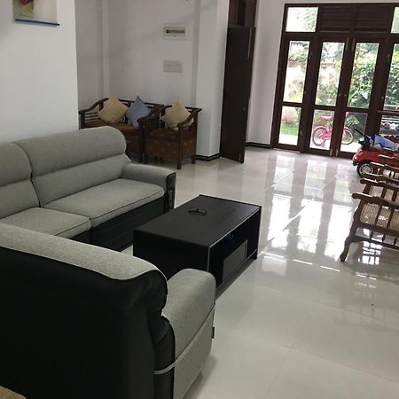 Bosadi Homestay كاتوناياكى المظهر الخارجي الصورة